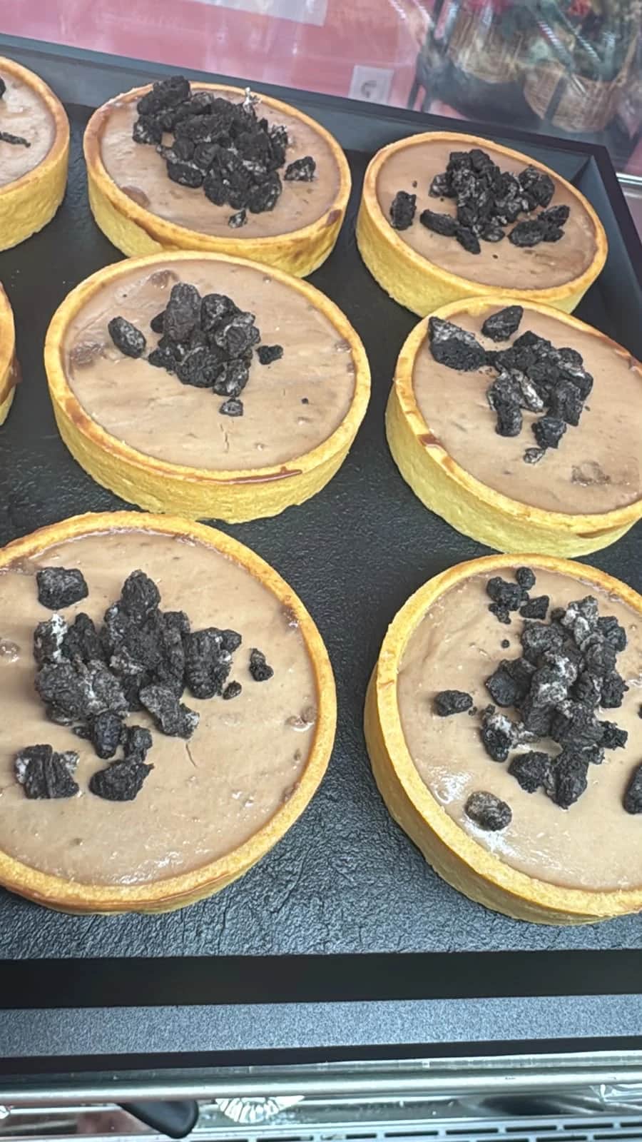 Tartaletas de masa quebrada con crema de chocolate y Oreo