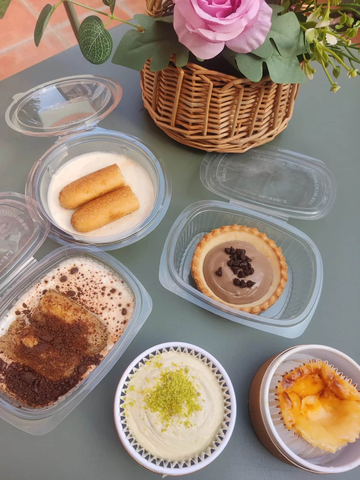 Surtido de vasitos de postre de Pastryshei
