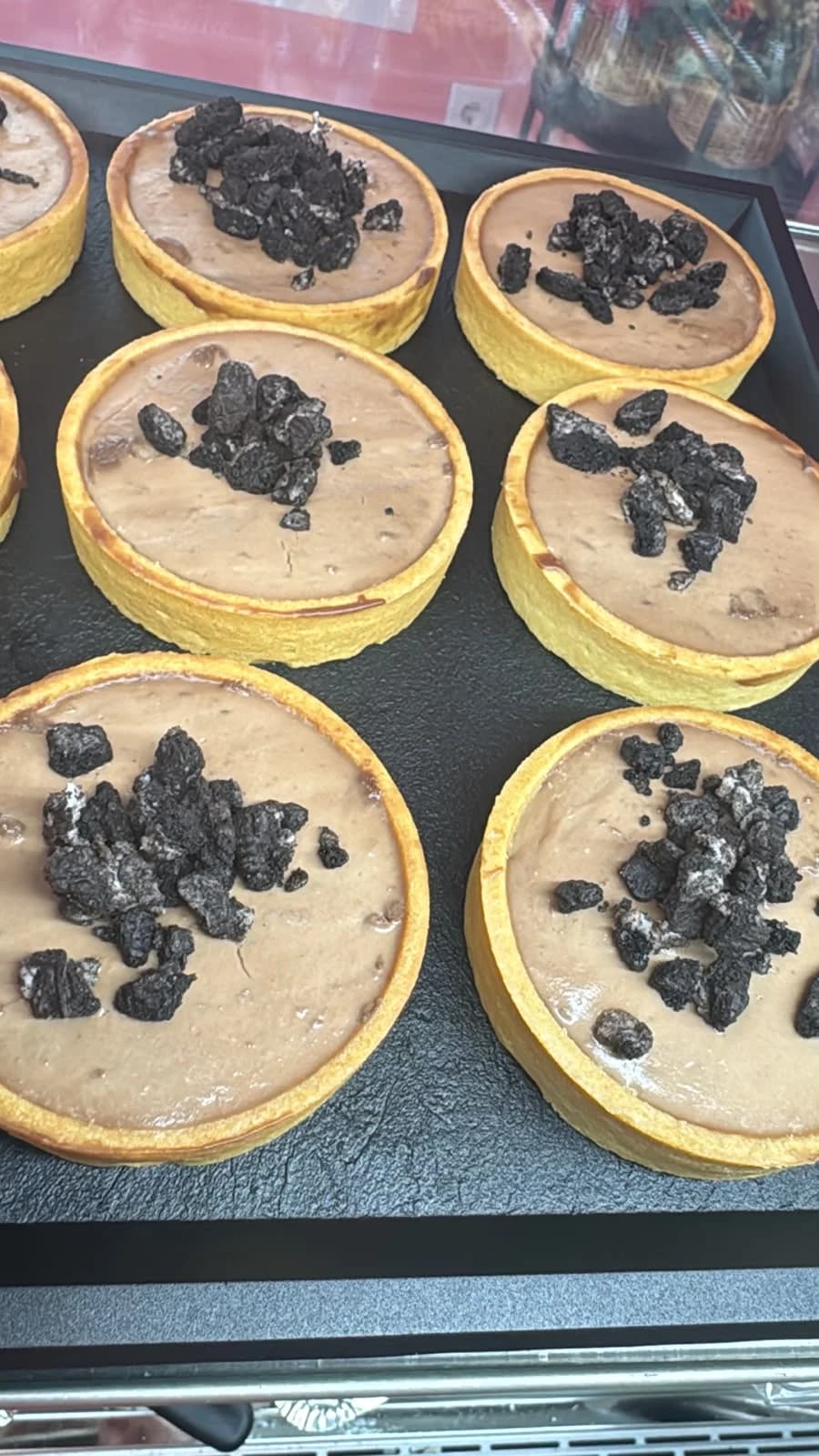 Tartaletas de masa quebrada con crema de chocolate y Oreo