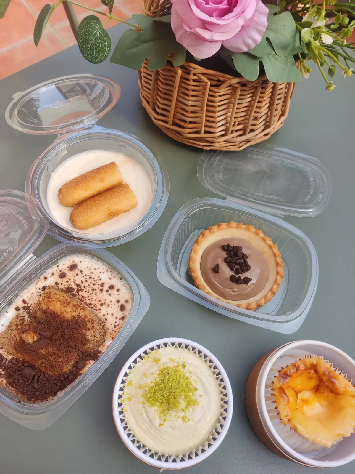 Surtido de vasitos de postre de Pastryshei